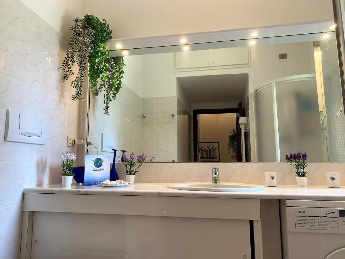 Apartment House Agata By Holiday World Piazza  Italy